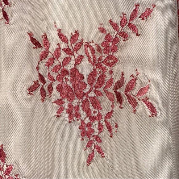 Max Studio Lace Overlay Tank - Picture 2 of 9